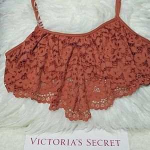 NWT VS flutter lace bralette MEDIUM